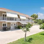 Lagadi 5 * Lassi (Kefalonia)
