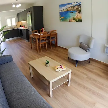 Lagadi 5 * Lassi (Kefalonia)